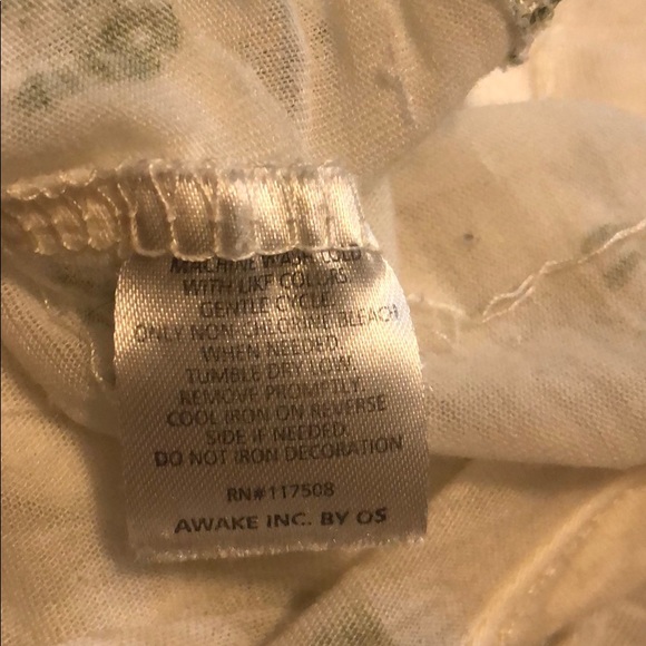 Sheer White Tunic Short Sleeve T-Shirt with Cactus - Picture 3 of 4